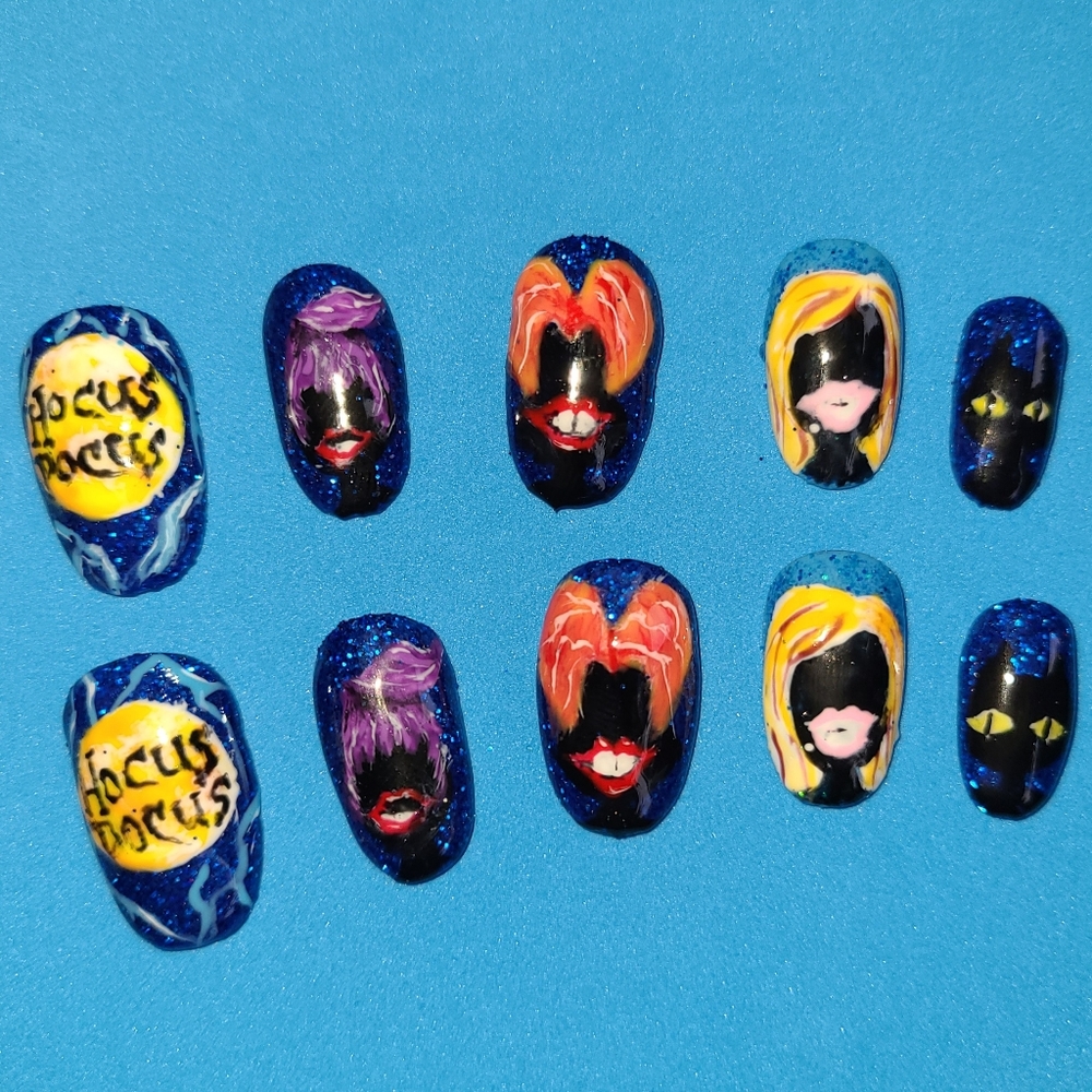 Hocus Pocus - hand painted - Glue/Press on nails